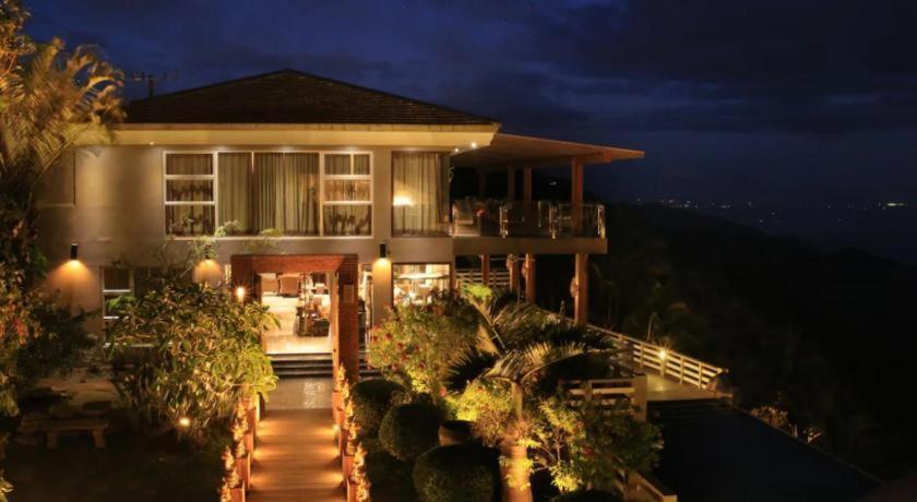 The Oriental Luxury Suites Tagaytay Tagaytay City Exterior photo