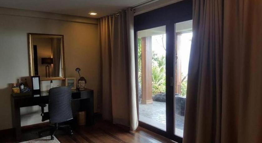 The Oriental Luxury Suites Tagaytay Tagaytay City Exterior photo